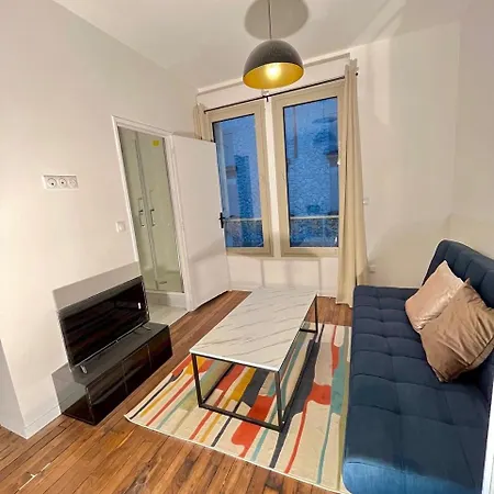Villeminot, 2 Pers, Gare, Central, Agreable Apartment